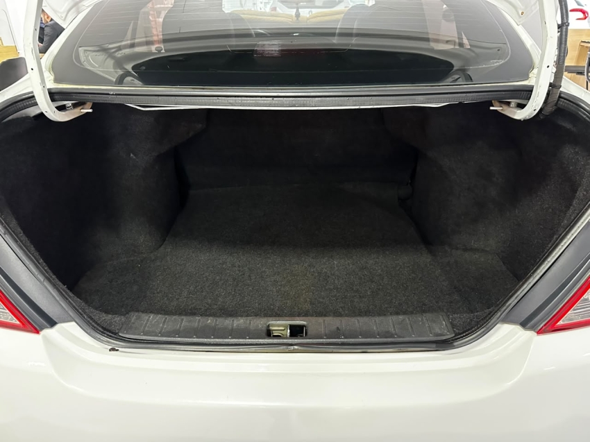 nissan versa 1.6 16v flex sl 4p xtronic 5p automatico 201810