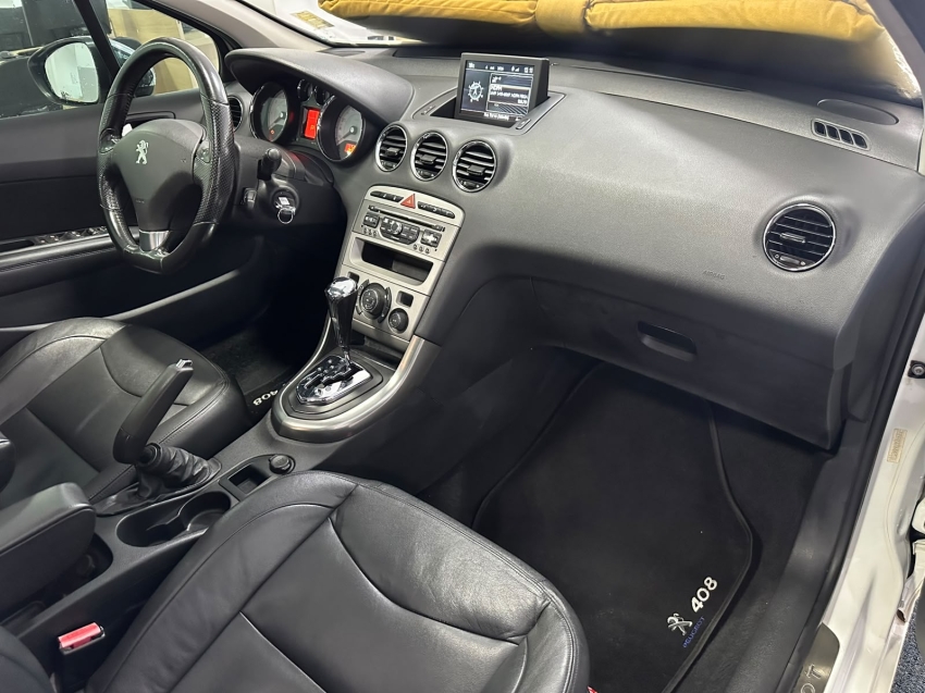 peugeot 408 1.6 griffe 16v turbo gasolina 4p automatico 5p 201510