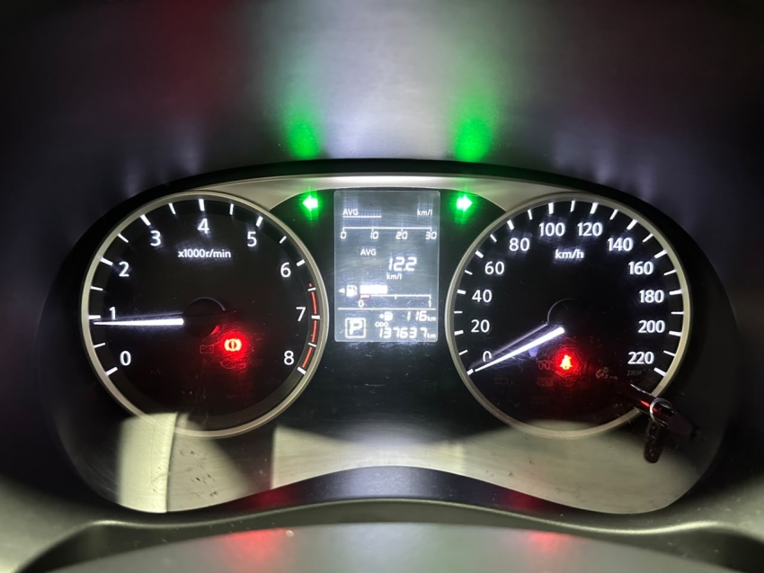 nissan kicks 1.6 16v flexstart sv 4p xtronic flex 5p automatico 202018