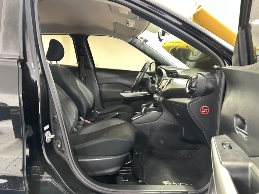 nissan kicks 1.6 16v flexstart sv 4p xtronic flex 5p automatico 20208