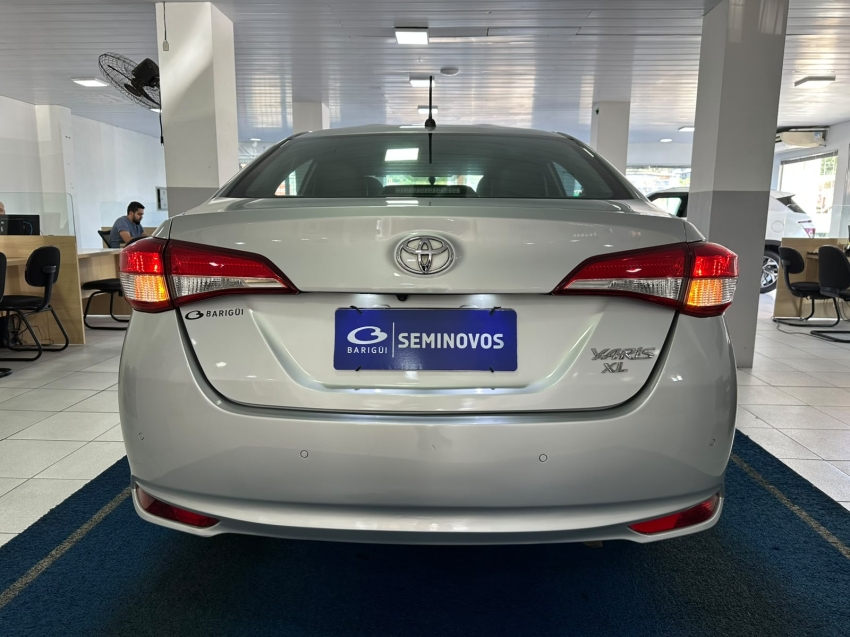 toyota yaris 1.5 16v flex sedan xl plus connect multidrive 5p automatico 202216