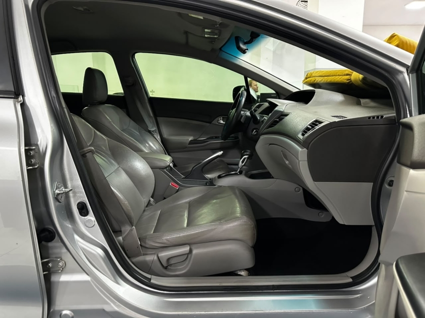 honda civic 2.0 lxr 16v flex 4p automatico 5p 20146
