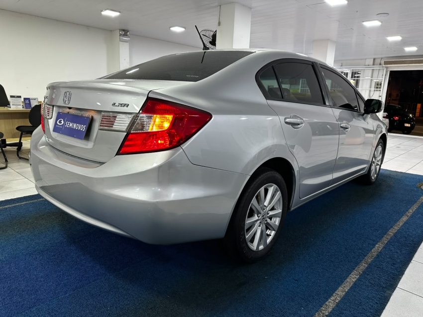 honda civic 2.0 lxr 16v flex 4p automatico 5p 20144
