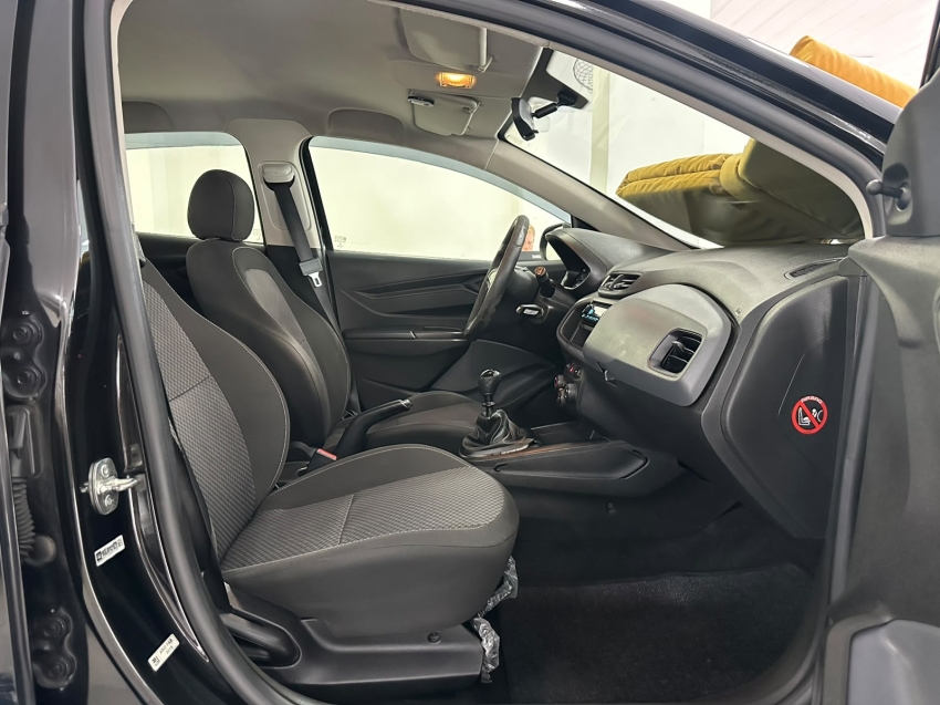 chevrolet onix 1.0 mpfi joy 8v flex 4p manual 5p 202015
