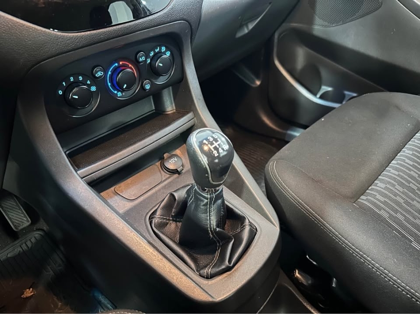 ford ka 1.5 sigma flex se plus manual 4p 201812