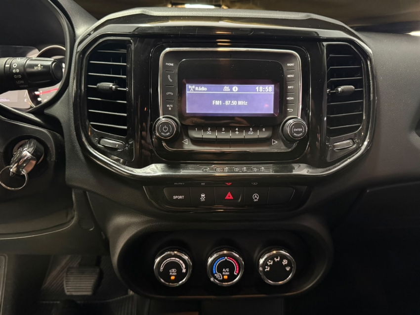 fiat toro 1.8 16v evo flex freedom at6 5p automatico 201813