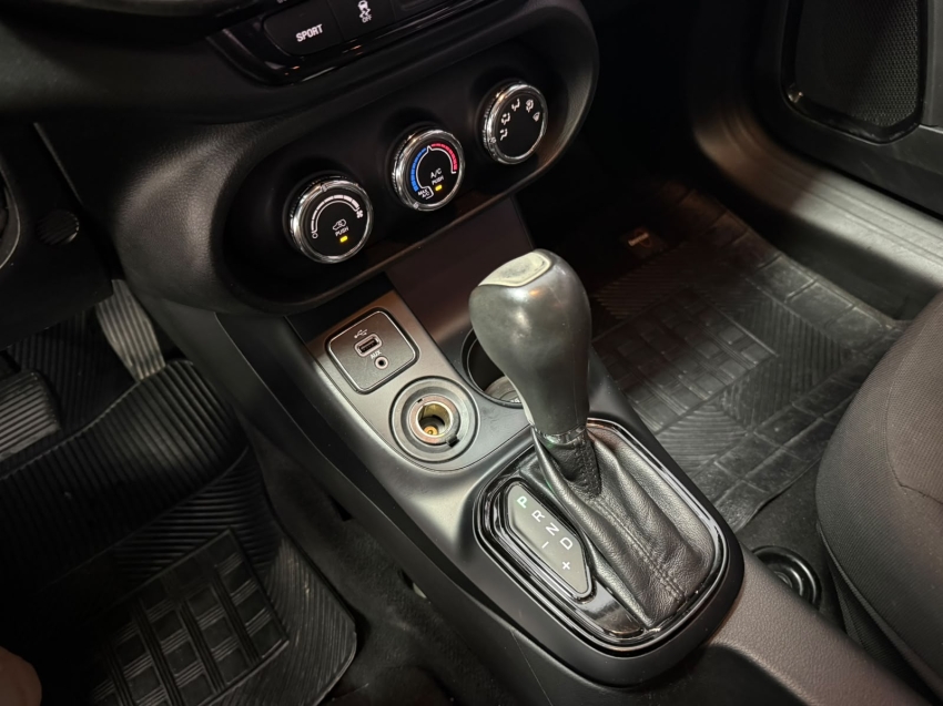fiat toro 1.8 16v evo flex freedom at6 5p automatico 201811