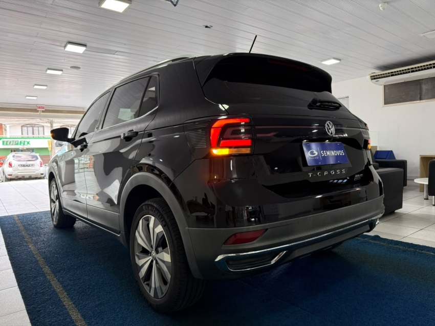 volkswagen t-cross 1.4 250 tsi total flex highline automatico 5p 202018