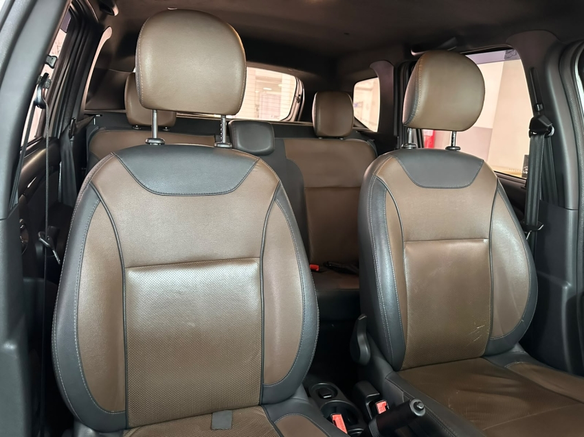 renault duster 2.0 dynamique 4x2 16v flex 4p automatico 5p 201620