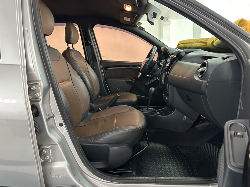 renault duster 2.0 dynamique 4x2 16v flex 4p automatico 5p 201619