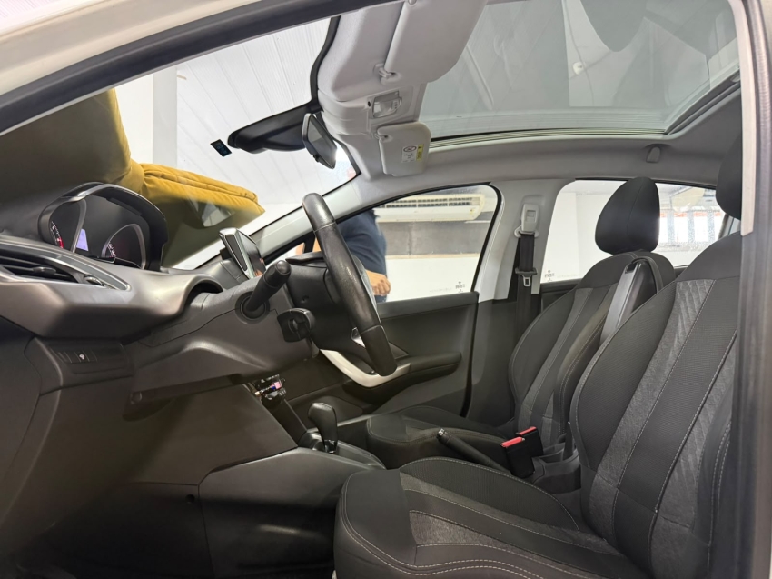 peugeot 208 1.6 griffe 16v flex 4p automatico 5p 201818