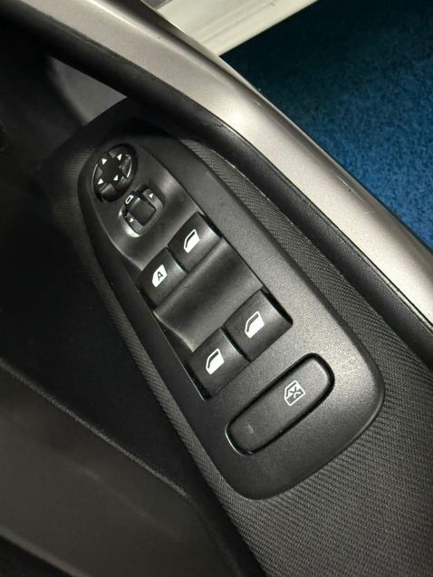 peugeot 208 1.6 griffe 16v flex 4p automatico 5p 201819