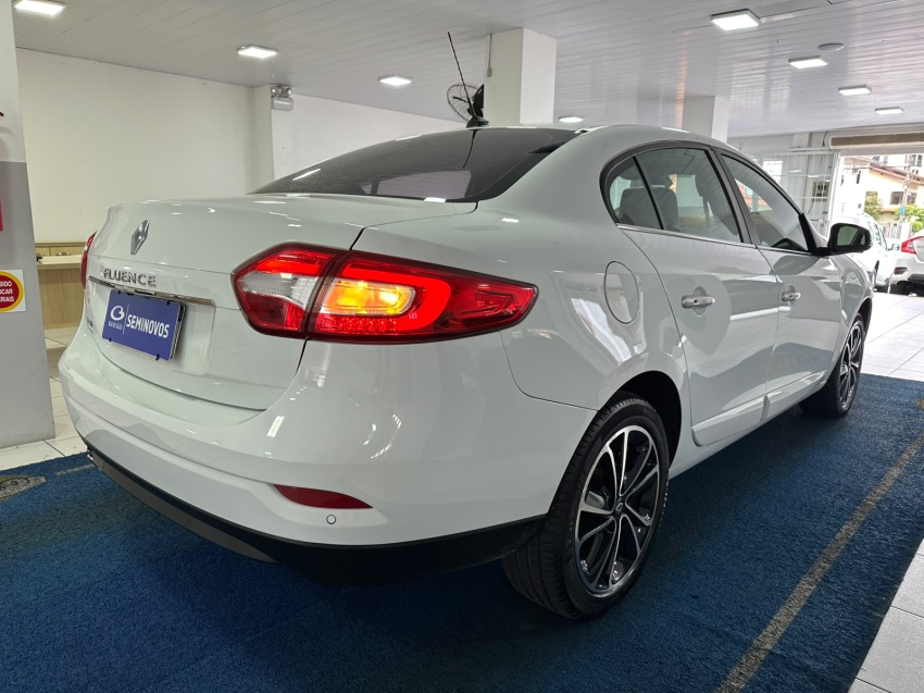 renault fluence 2.0 privilege 16v flex 4p automatico 5p 201521