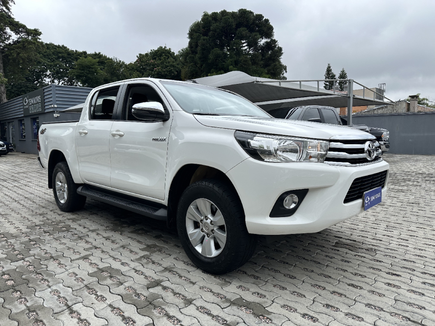 hilux cd srv 4x4 2.8 tb at 2018/2018