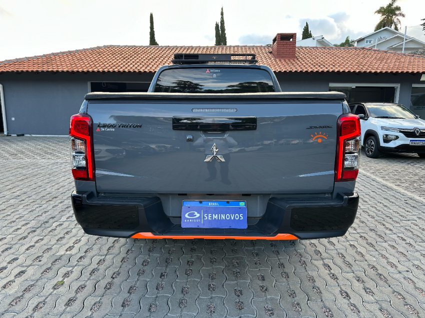 mitsubishi triton 2.4 biturbo diesel hpe-s 4x4 automatico 2024