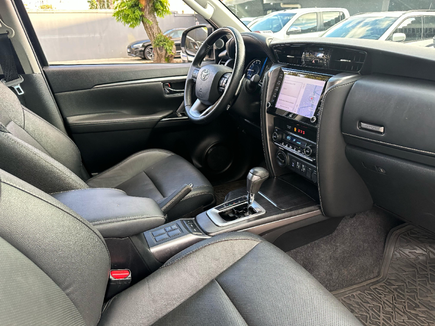 sw4 srx 4x4 2.8 tb 5lug 2021/2021