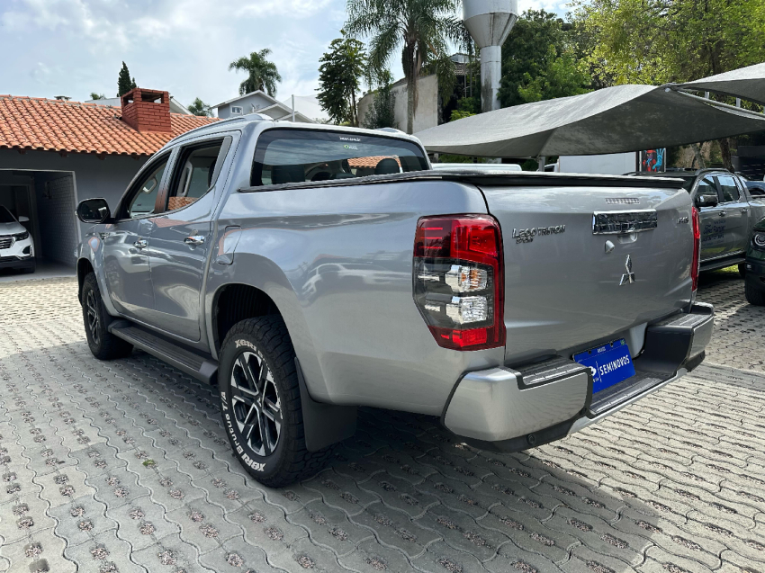 l-200 cd triton sport hpe-s 4x4 2.4 2022/2023