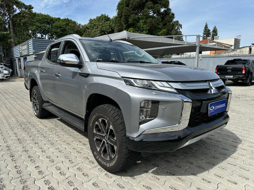 l-200 cd triton sport hpe-s 4x4 2.4 2022/2023
