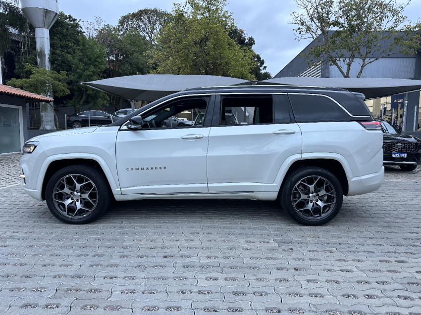 jeep commander 1.3 t270 turbo flex overland at6 2.0 diesel 4p automatico 2023