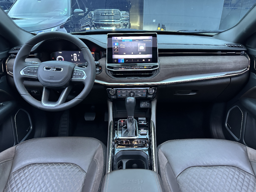 jeep commander 1.3 t270 turbo flex overland at6 2.0 diesel 4p automatico 2023