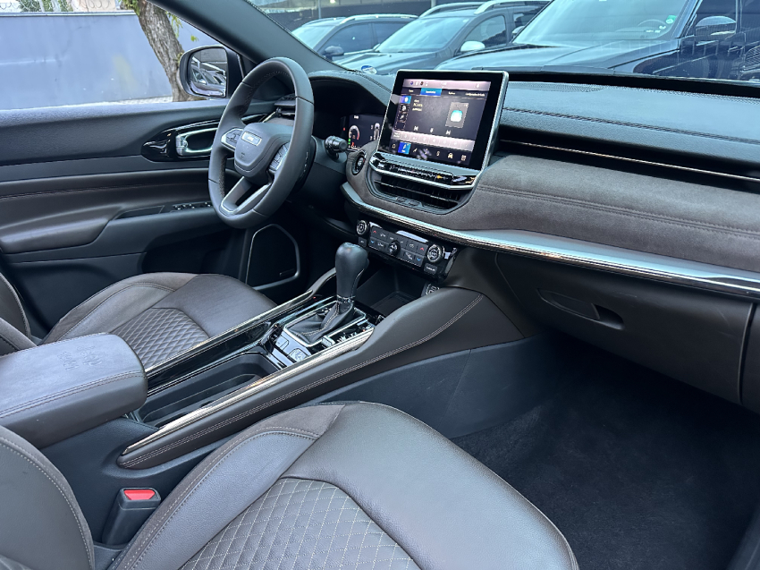 jeep commander 1.3 t270 turbo flex overland at6 2.0 diesel 4p automatico 2023