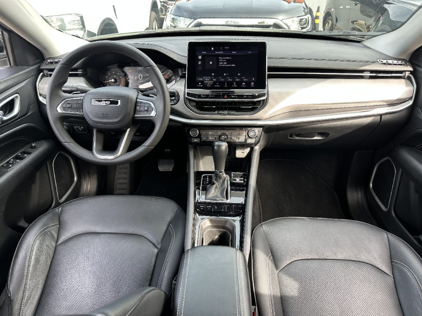 compass longitude 4x2 1.3 tb 2023/2023