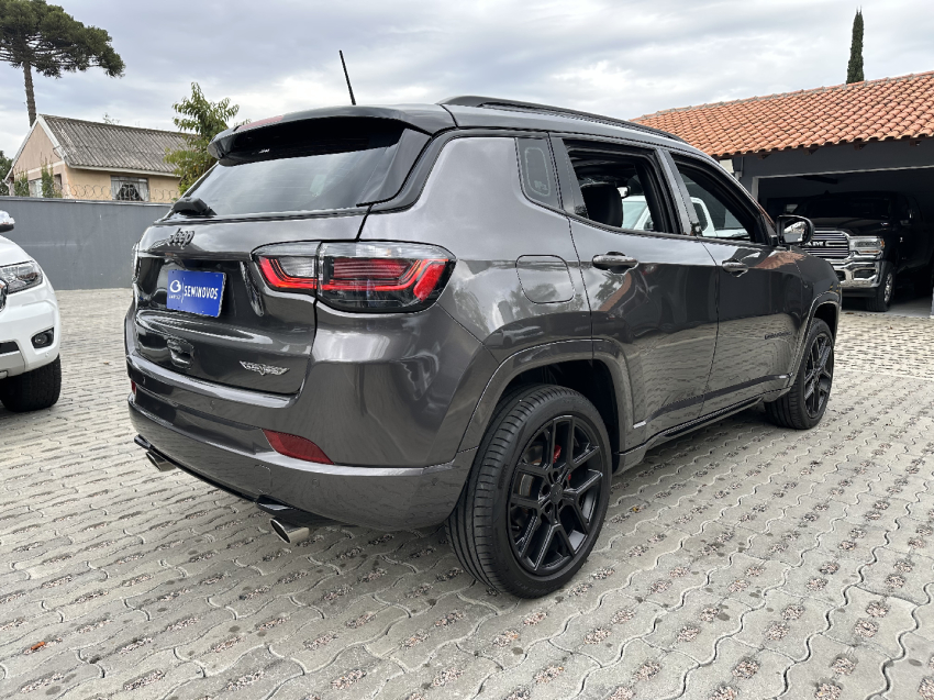 compass blackhawk 4x4 2.0 hurricane at 2024/2025