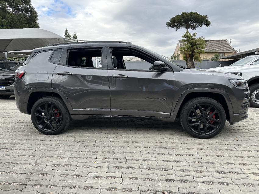 compass blackhawk 4x4 2.0 hurricane at 2024/2025