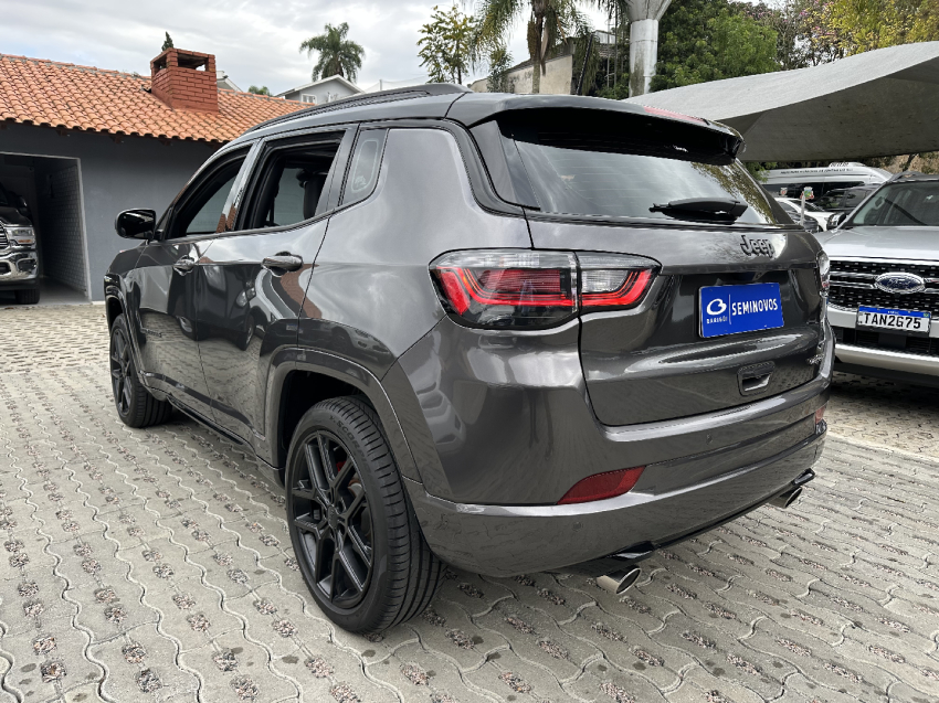 compass blackhawk 4x4 2.0 hurricane at 2024/2025