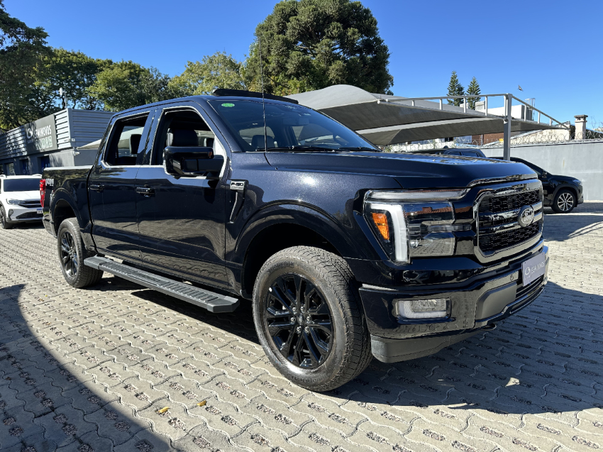 f-150 lariat black 4x4 5.0 at 4p 2024/2024