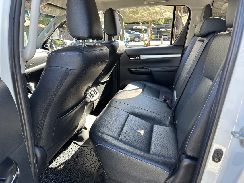 hilux cd srx 4x4 2.8 tb at6 2021/2021
