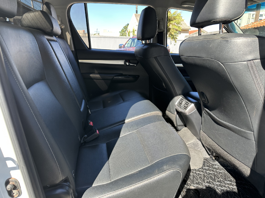 hilux cd srx 4x4 2.8 tb at6 2021/2021