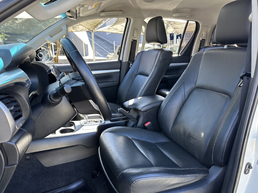 hilux cd srx 4x4 2.8 tb at6 2021/2021