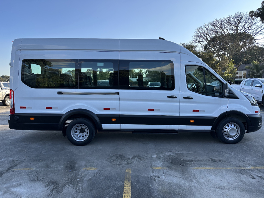 transit 2.0 ecoblue diesel minibus 18+1 460e automatico 2023/2024
