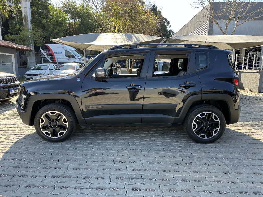 renegade 2.0 16v turbo diesel trailhawk 4p 4x4 2017/2018