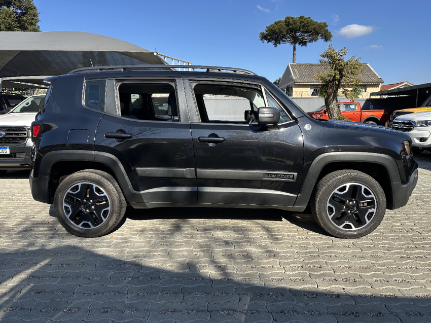 renegade 2.0 16v turbo diesel trailhawk 4p 4x4 2017/2018
