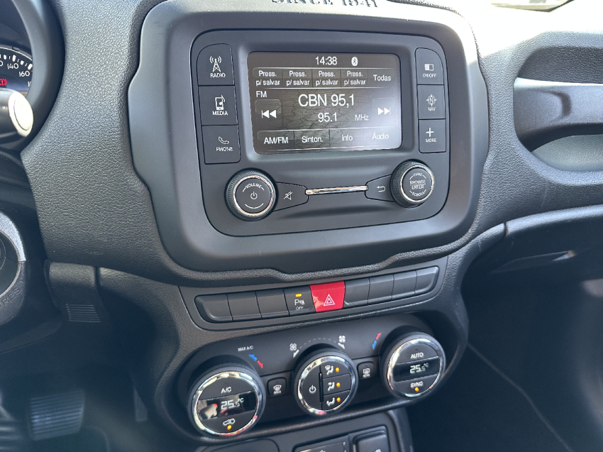 renegade 2.0 16v turbo diesel trailhawk 4p 4x4 2017/2018