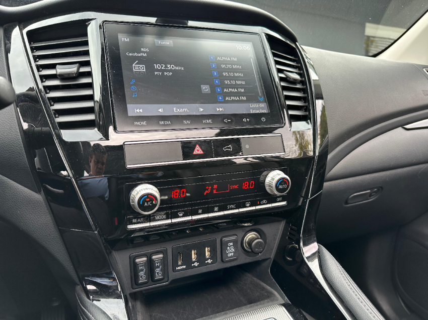 pajero sport legend 4x4 2.4 tb at 2024/2024