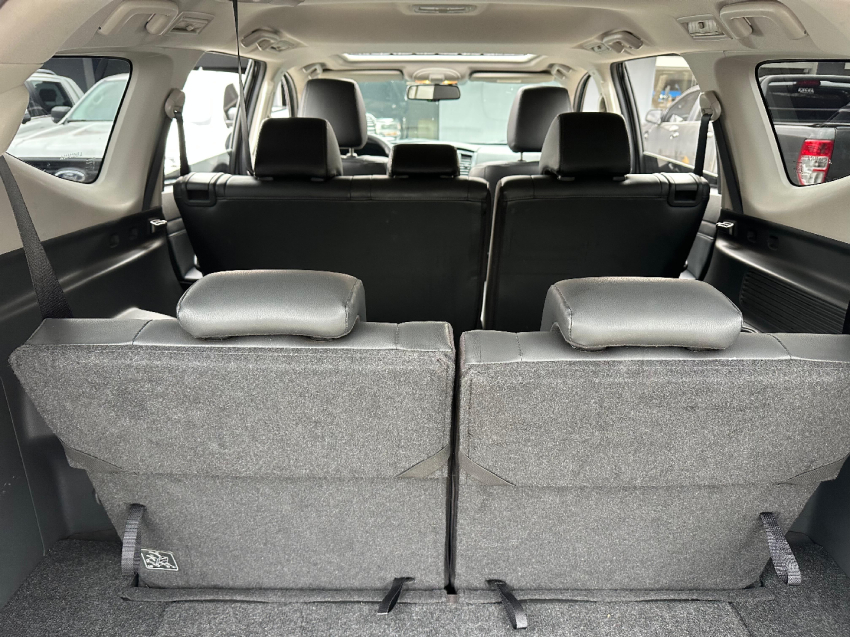 pajero sport legend 4x4 2.4 tb at 2024/2024