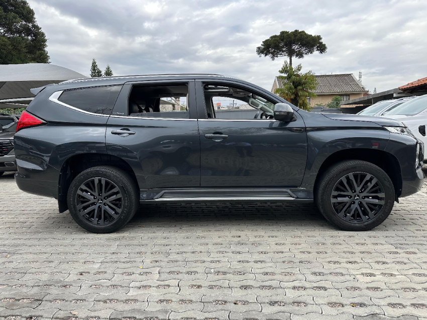 pajero sport legend 4x4 2.4 tb at 2024/2024