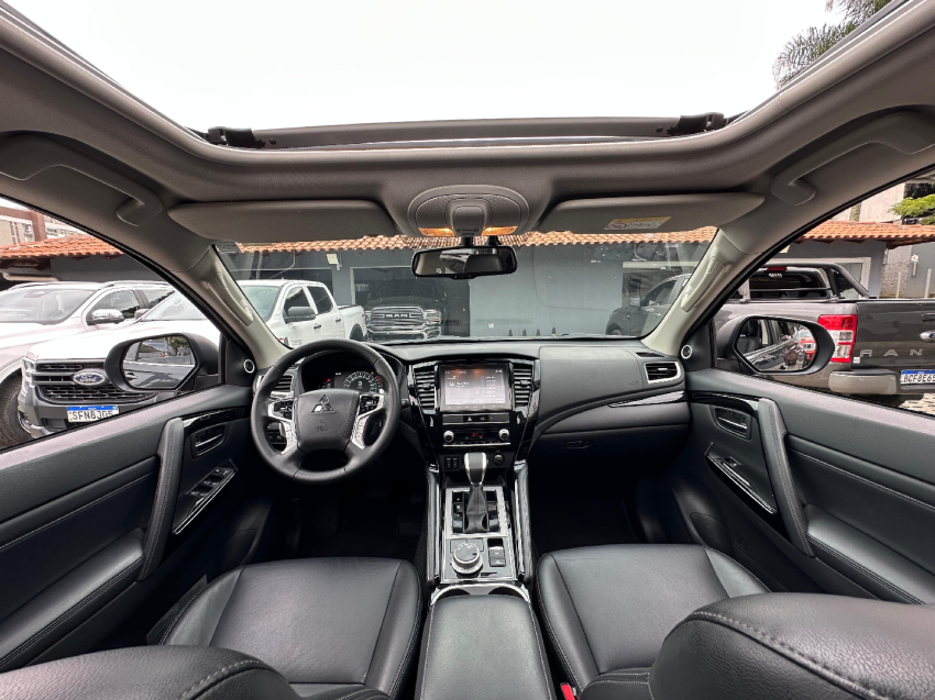 pajero sport legend 4x4 2.4 tb at 2024/2024