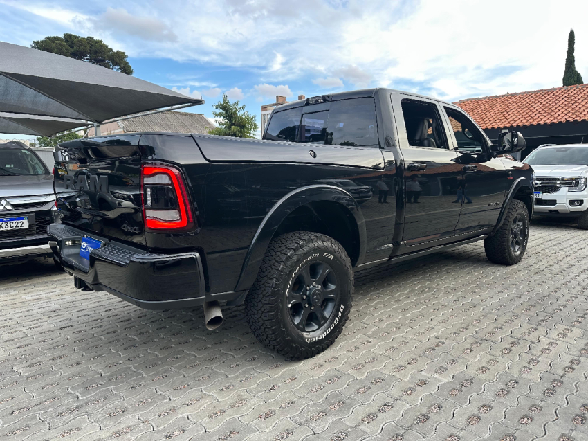3500 laramie 4x4 6.7 v6 at6 2022/2022