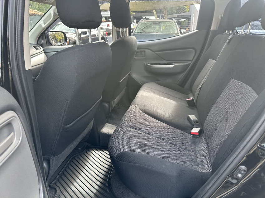 l-200 cd triton outdoor gls 4x4 2.4 tb at 2022/2023