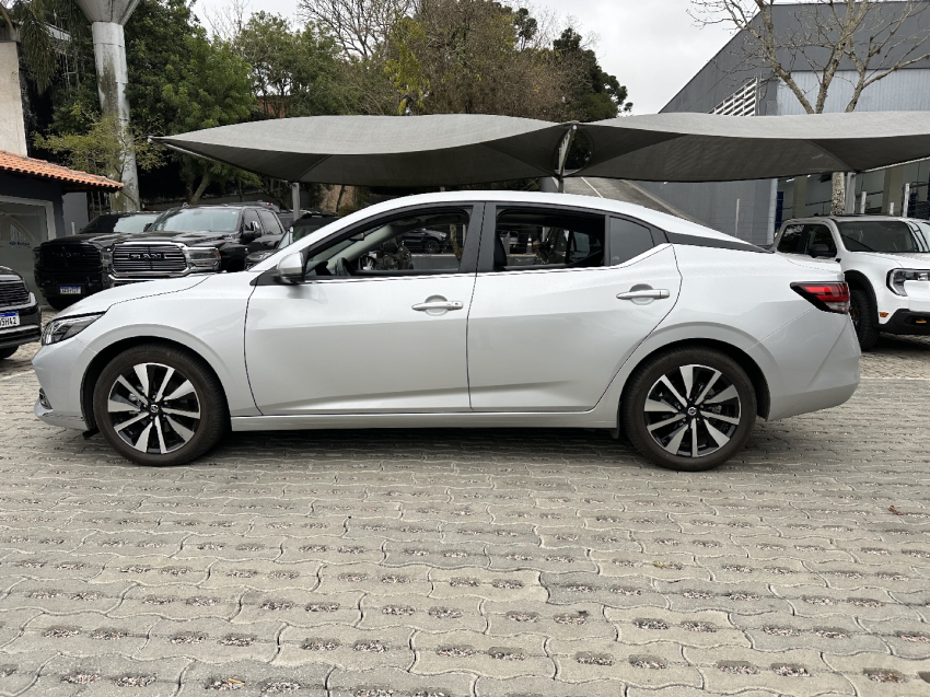 sentra 2.0 exclusive cvt 2023/2024