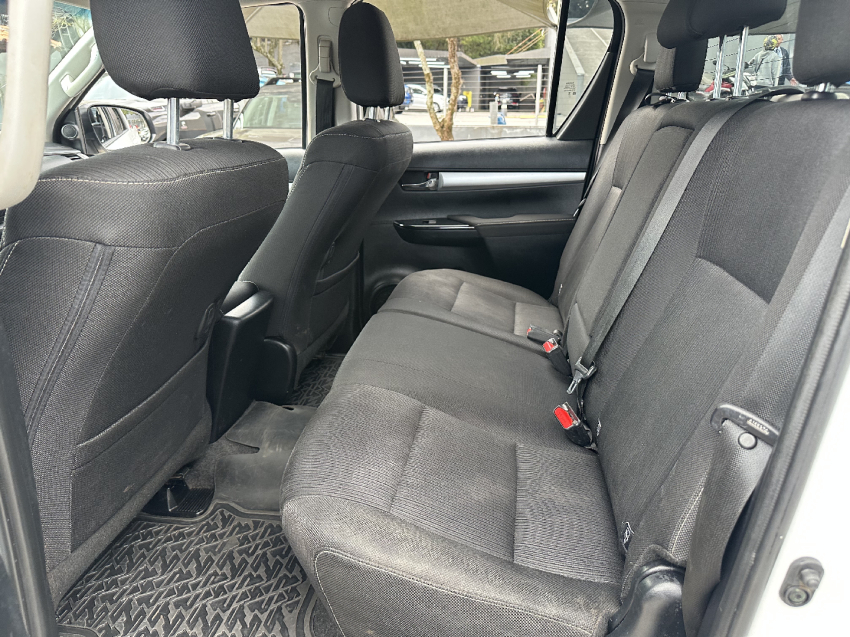 hilux 2.8 d-4d turbo diesel cd sr 4x4 automatica 2023/2024