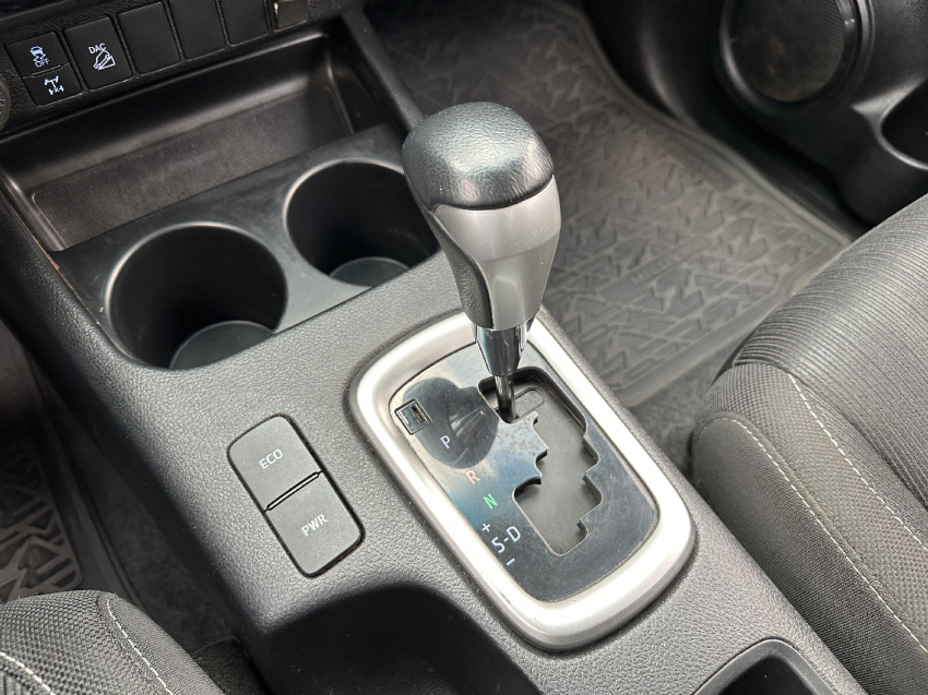 hilux 2.8 d-4d turbo diesel cd sr 4x4 automatica 2023/2024