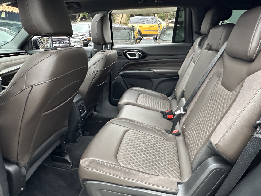 commander overland 4x4 2.0 at 2022/2022