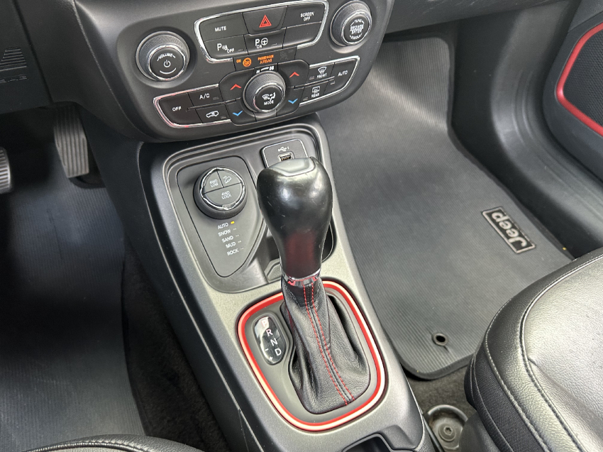 compass trailhawk 4x4 2.0 tb at9 2021/2021