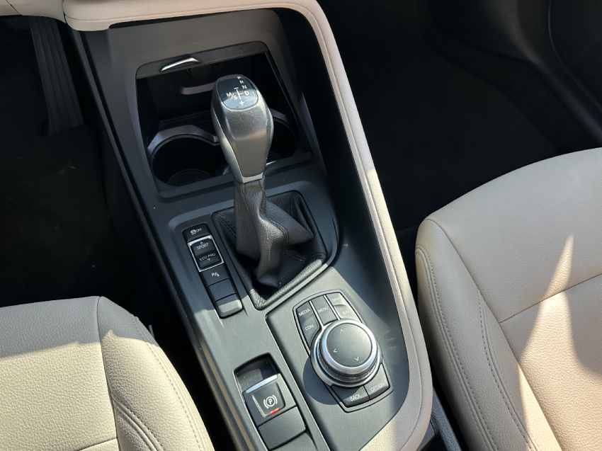 x1 2.0 16v turbo activeflex sdrive20i 4p 2018/201916