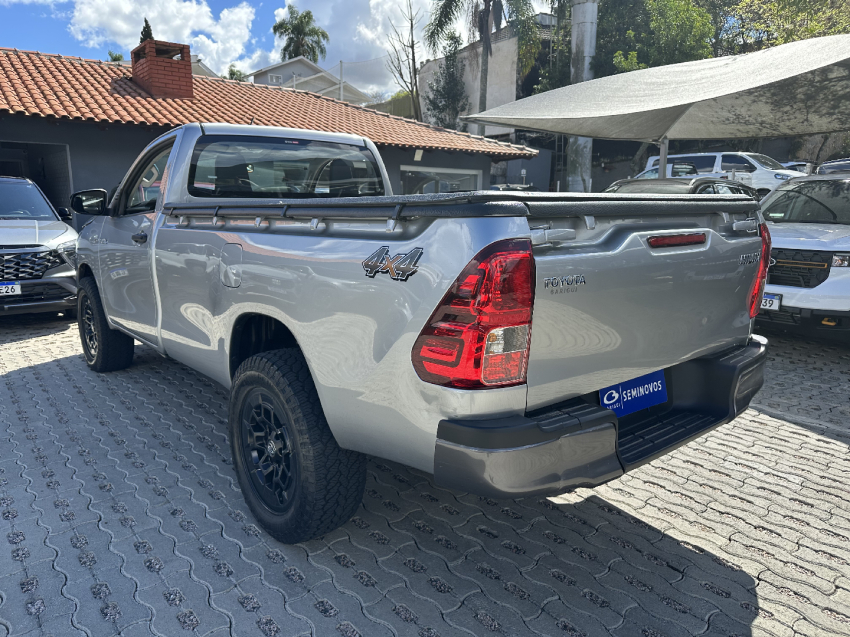 hilux cs 4x4 2.8 tdi diesel mec 2024/2024